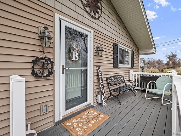 3rd image of 2330 Allen Rd