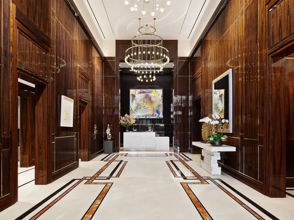 200 East 95th Street image 17 of 24