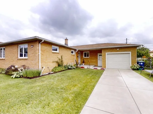 16 Wedgewood Ter, Amherst, NY 14226