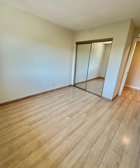 1270 Bouret Dr #4 — Photo 9
