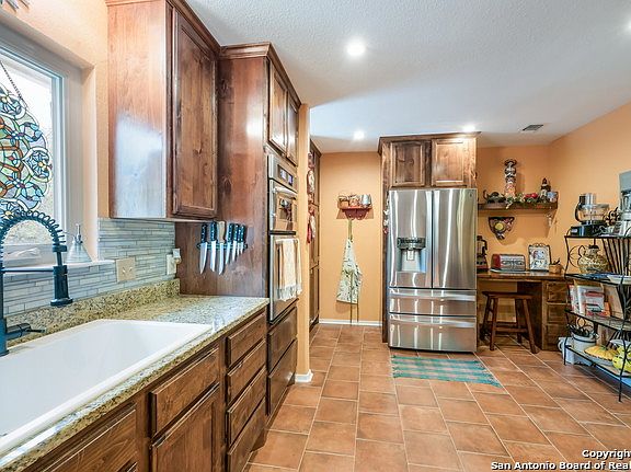 4th image of 10814 Teton Ln