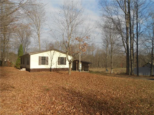 11651 Pont Rd, Albion, PA 16401