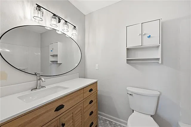 6180 Milne Blvd — Photo 11