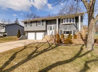 1920 Kingston Ln #1, Schaumburg, IL 60193