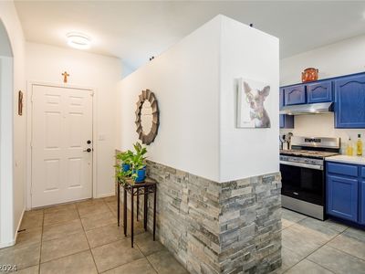 387 Golden Shore Dr, Las Vegas, NV, 89123