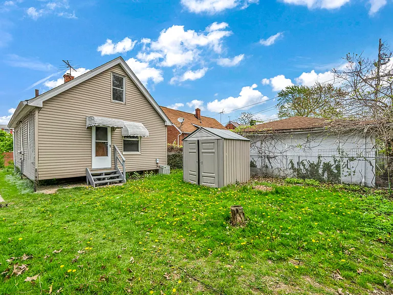 20830 Trebec Ave — Photo 30