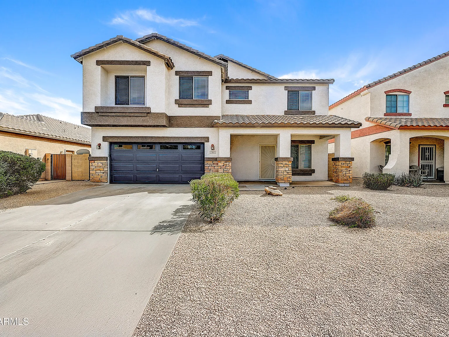4 bed, 2.5 bath, 2495 sqft, $2,750 — Photo 2