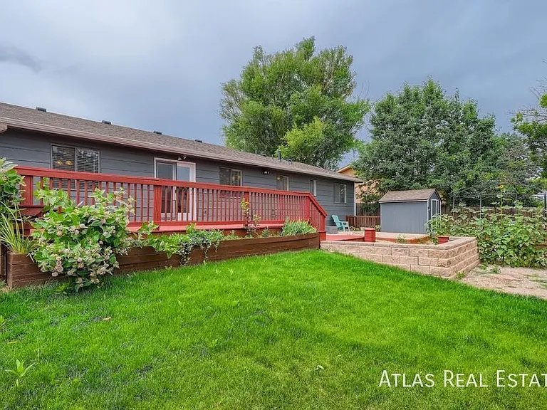 4717 W B St — Photo 11