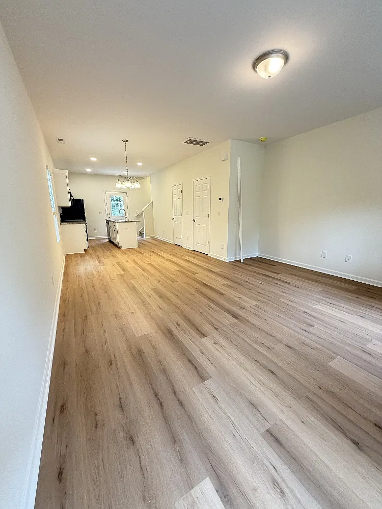 182 Patterson Road - C — Photo 4