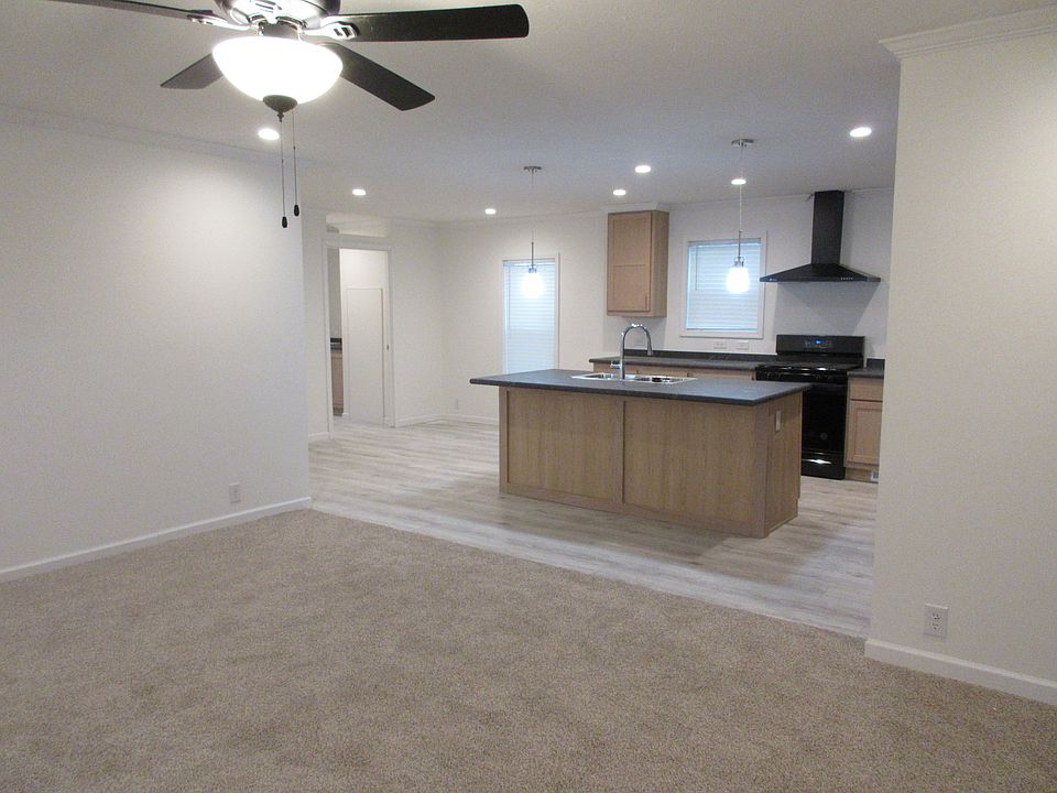 1st image of 23287 Fountain Dr #187