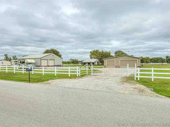 11317 Red Fox Ln, Sperry, OK 74073