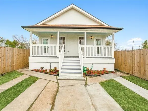 3051 Laussat Pl, New Orleans, LA 70117