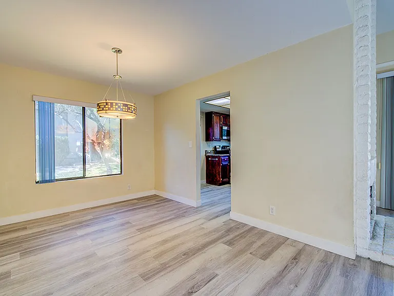 2574 Pera Cir — Photo 41