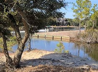 2212 Spot Rd, Corolla, NC 27927