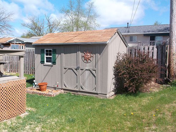 5th image of 406 Rosewood Dr