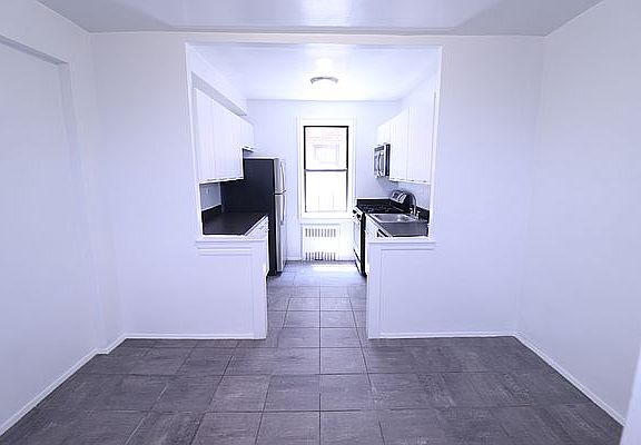5th image of 9830 67th Ave APT 4X