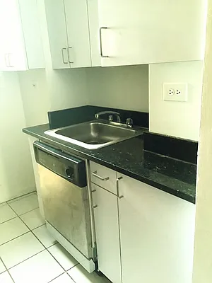 Rented by Solil Management | media 3