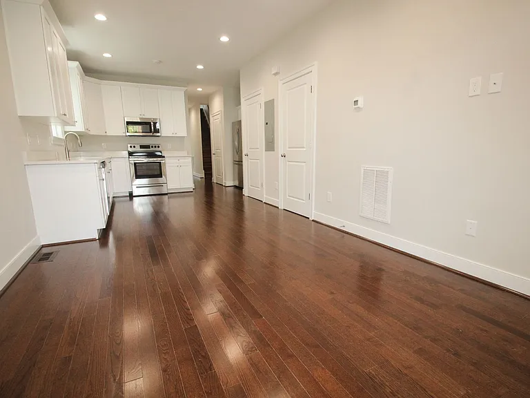 1505 W Cary St — Photo 5