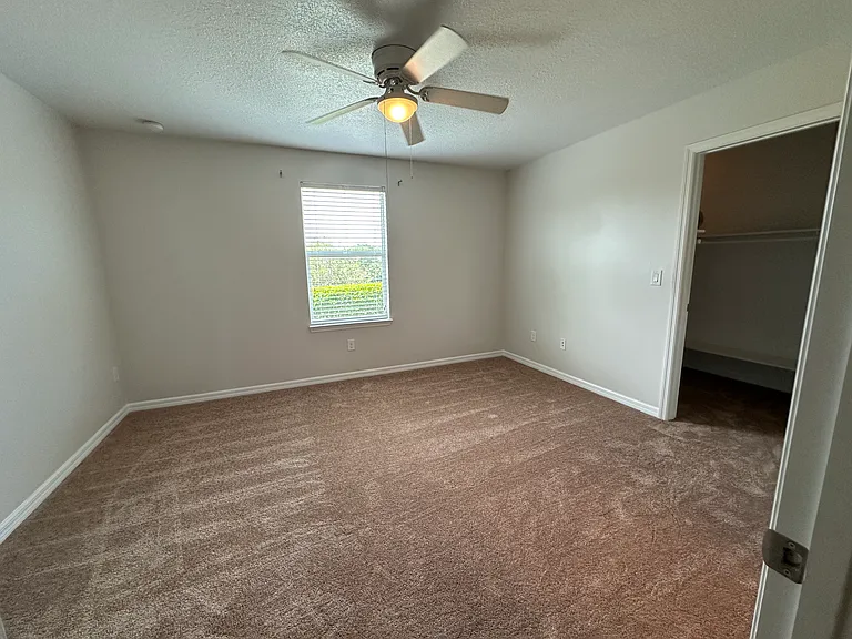 1061 Normandie Way — Photo 19