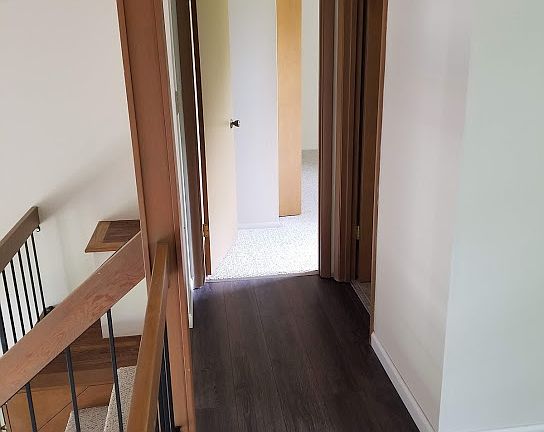 5th image of 30 Fox Meadow Ln APT B