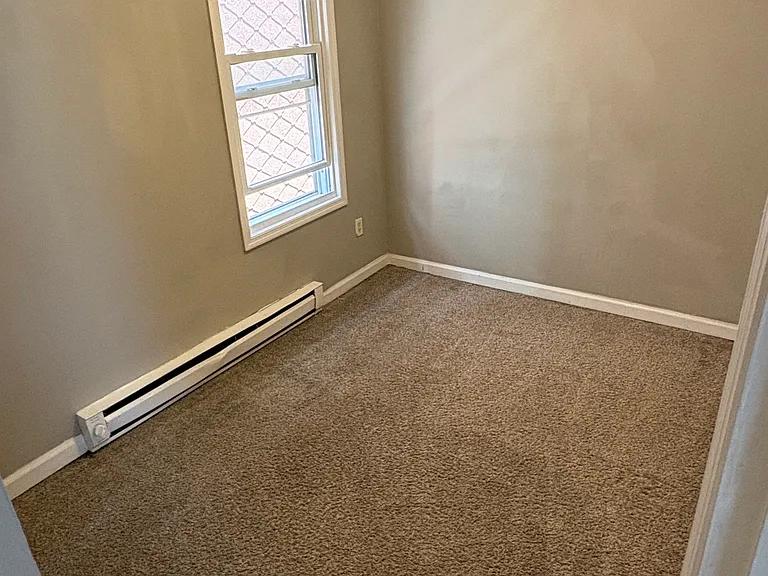 359 4th Ave #2 — Photo 5