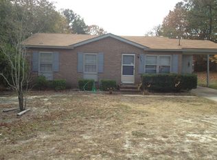 2791 Strickland Bridge Rd, Fayetteville, NC 28306