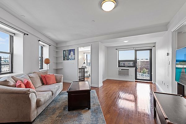 1st image of 456 W 167th St APT 6E