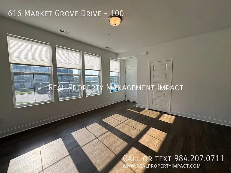 616 Market Grove Dr #100 — Photo 6