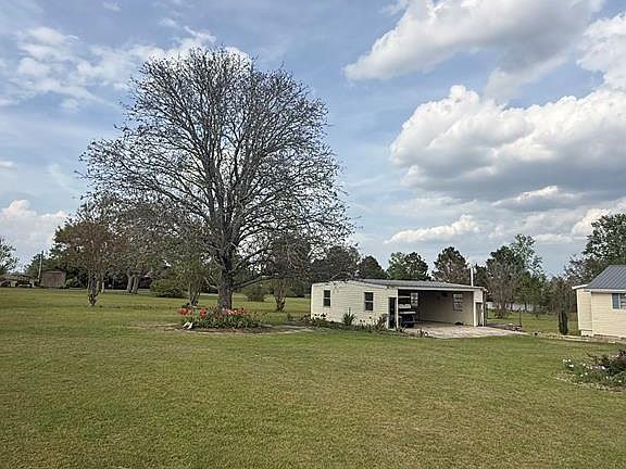 2nd image of 175 Toni Lee Rd