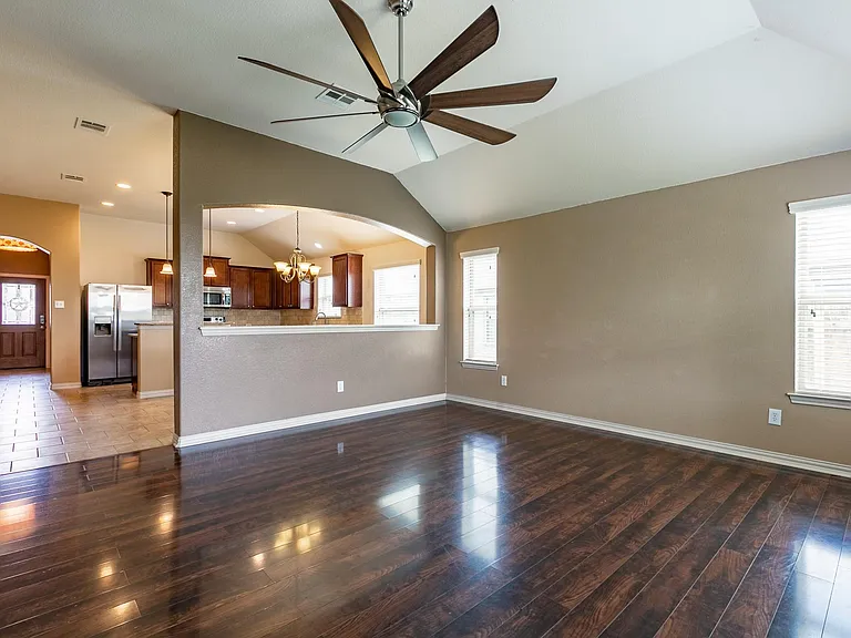 118 Wallin Farms Dr — Photo 8