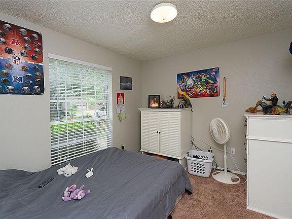 3rd image of 12102 Arrowwood Dr