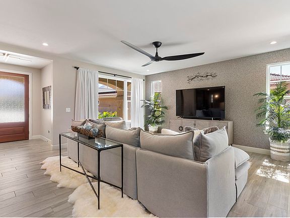 3rd image of 2153 Umeke Cir #74