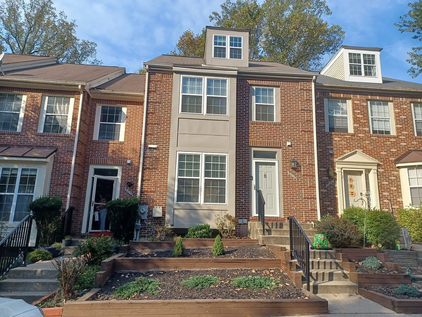 3 bed, 2.5 bath, $2,850 — Photo 1