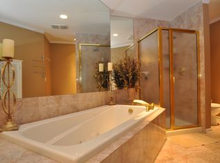 3 Lalique Dr, Montville, NJ 07045