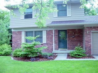 5425 Amber Dr, East Lansing, MI