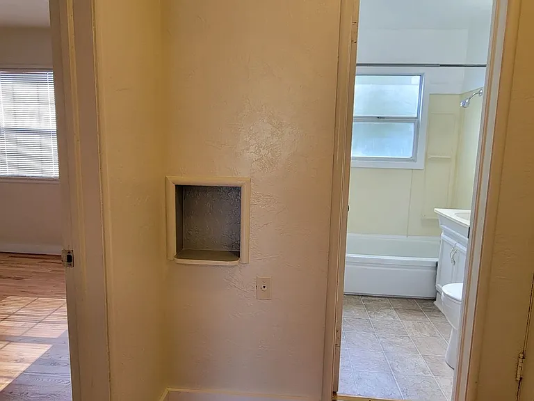 2222 California St — Photo 12