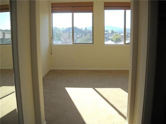 4th image of 5097 Garlenda Dr
