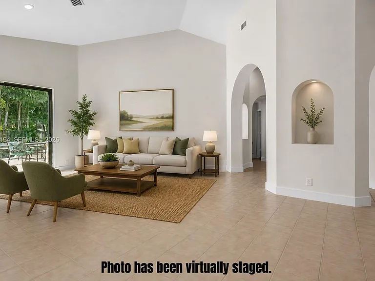 1087 Deerwood Ln — Photo 14