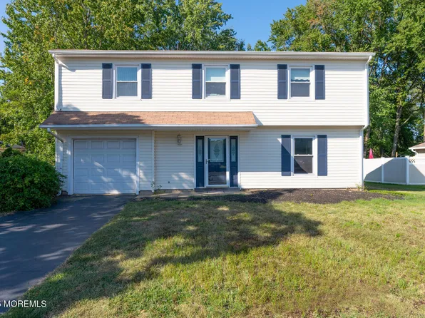 16 Moak Drive, Hazlet, NJ 07730