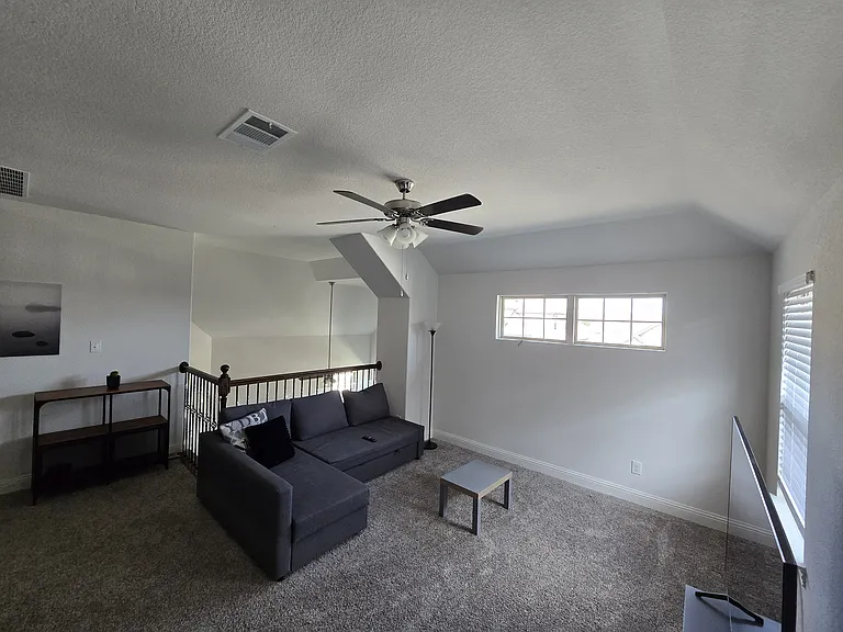 7008 Windmill St — Photo 10