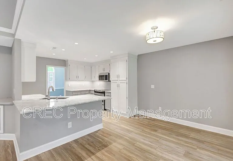 115 Tattingstone Way — Photo 8