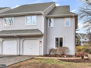 93 E Thomas Ct, Kennett Square, PA 19348