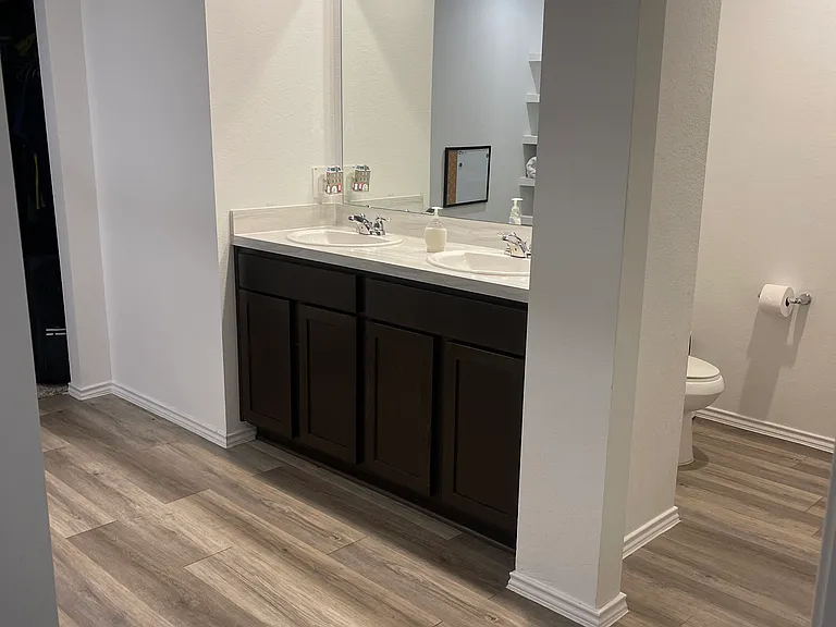 Second Floor; Master Restroom, Picture 2.