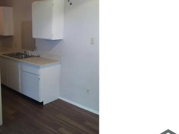 900 W East Ave, Cache, OK