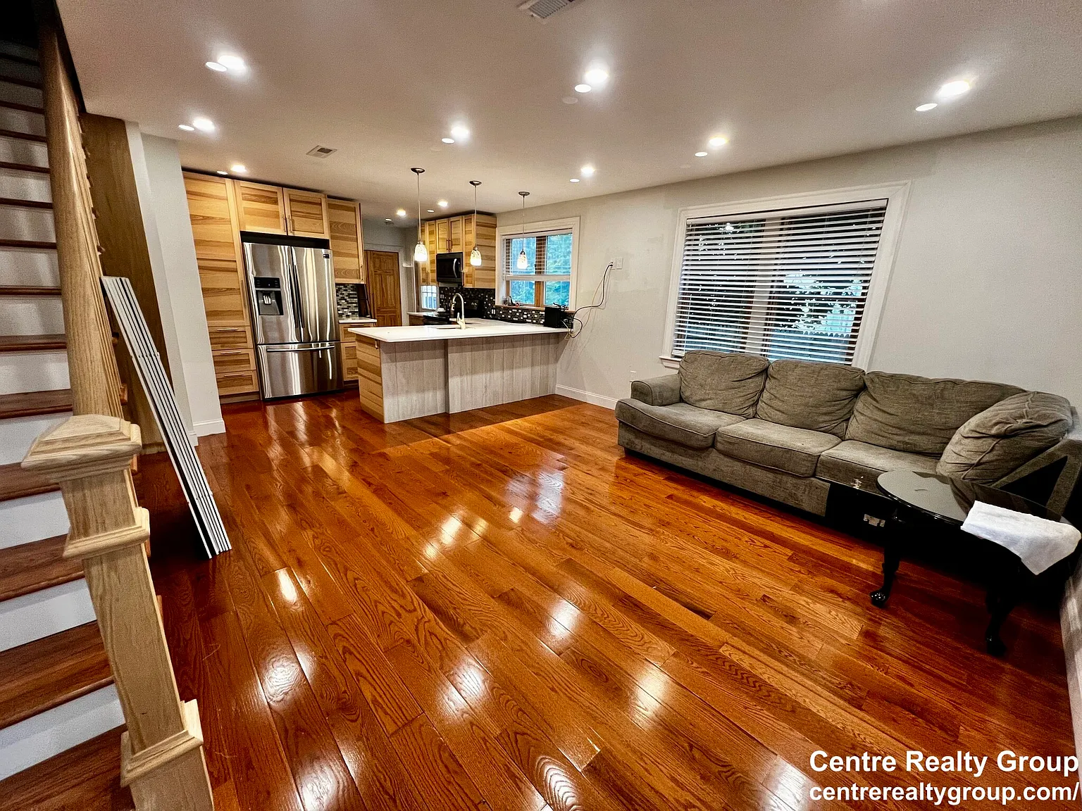 2 bed, 1.5 bath, 900 sqft, $2,800 — Photo 4