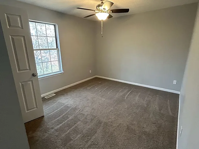 3913-3915 Olympic Ct — Photo 12