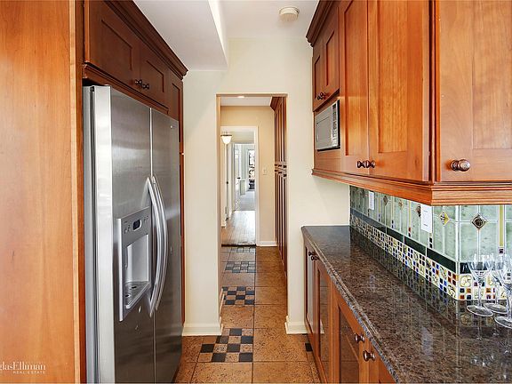 2nd image of 2727 Palisade Ave APT 16F