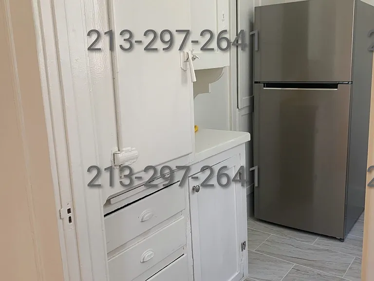 2918 Leeward Ave #105 — Photo 4