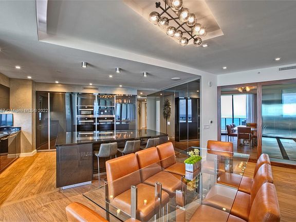 3rd image of 18555 Collins Ave APT 2601
