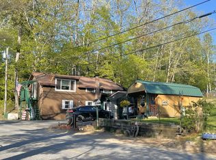 2130 Summerhaven Rd, Sidney, ME 04330
